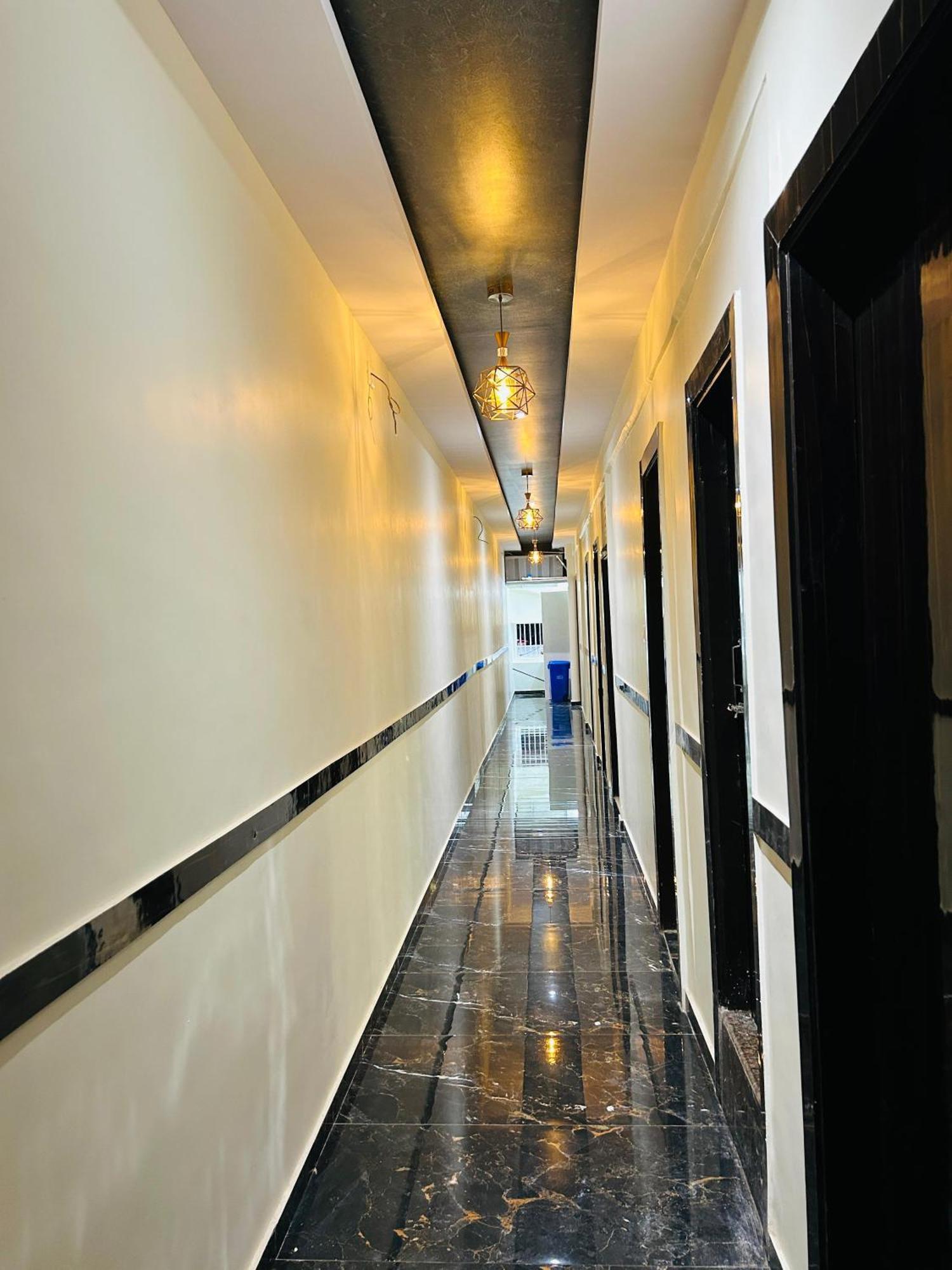 Hotel Rinza Residency Bombay Exterior foto